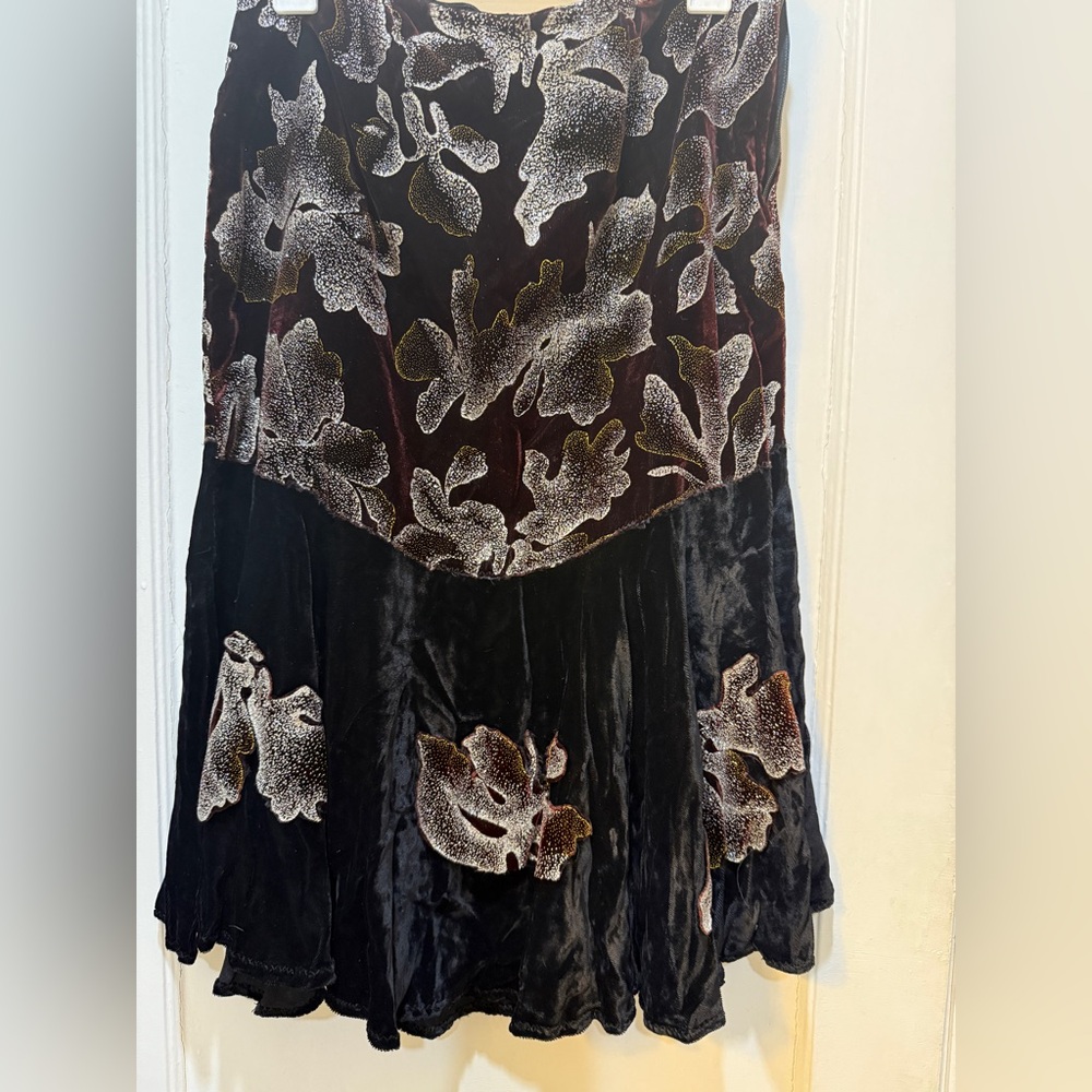 Whimsical Velvet Two Tone Midi Skirt *callout
